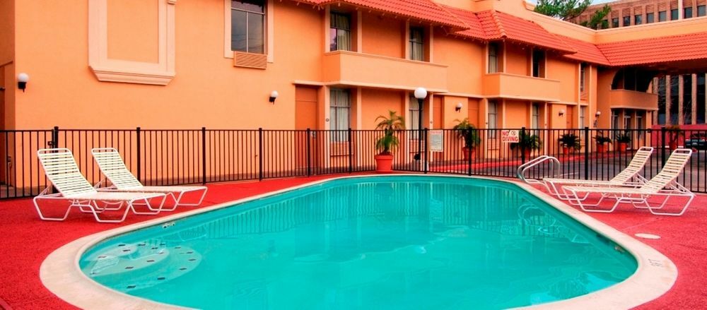יוסטון Memorial Inn And Suites מראה חיצוני תמונה